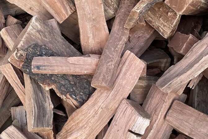 Kiln-dried cherry firewood