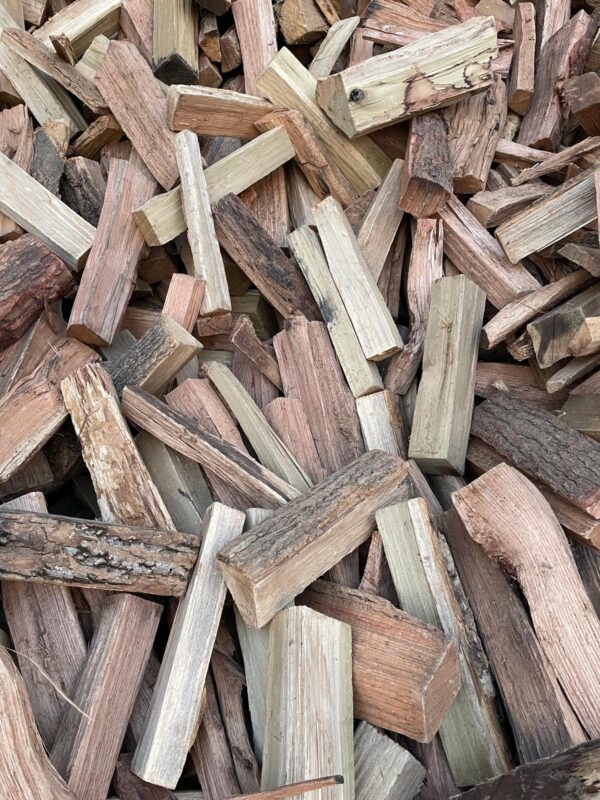Kiln-dried firewood mix