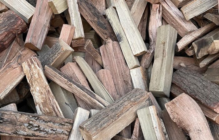 Kiln-dried firewood mix