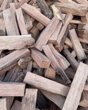 Kiln-dried oak firewood
